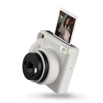 FUJIFILM INSTAX SQUARE 2™